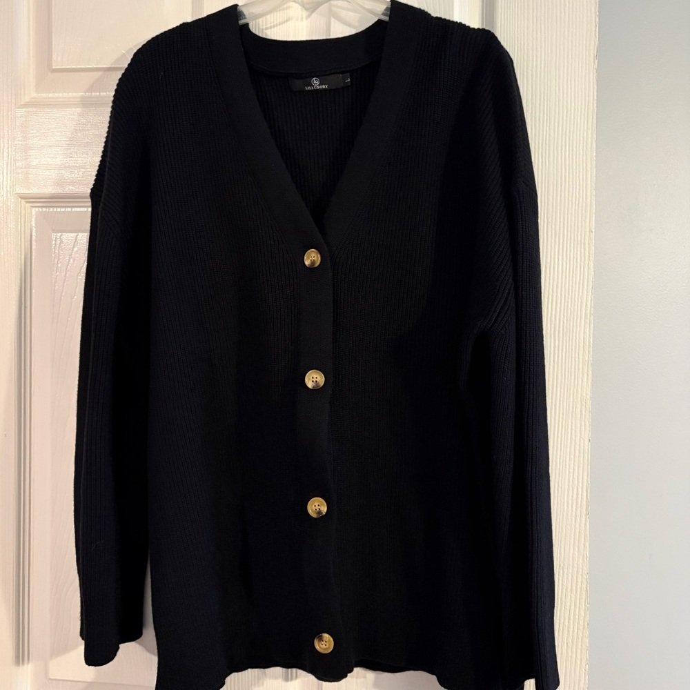 Cardigan sweater